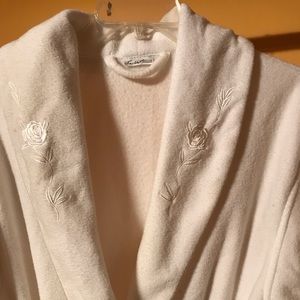 White Ladies Bathrobe